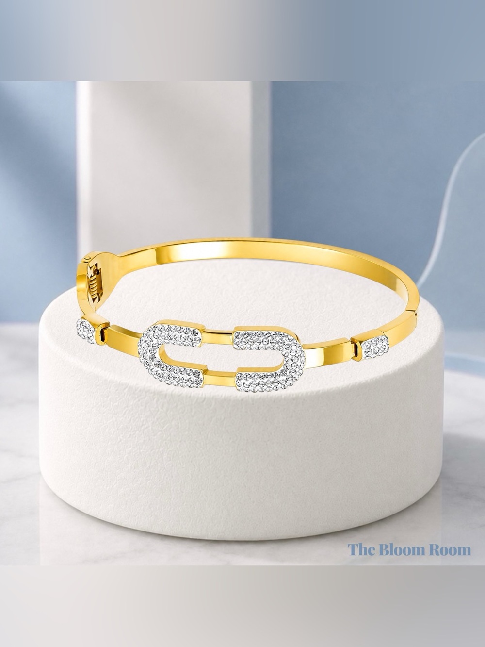 Lover’s Halo Bracelet | Gold Crystal Link Bangle | 18K Gold Plated